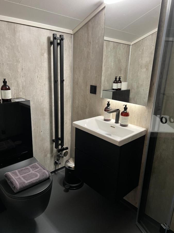 Basecamp Hotel Лонг'їр Екстер'єр фото